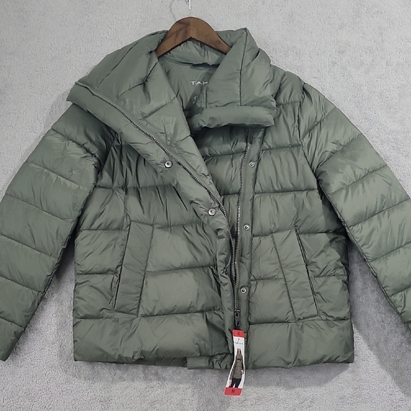 Tahari Jackets & Blazers - NEW Tahari Women's Green Puffer Jacket Full Zip Polyester M